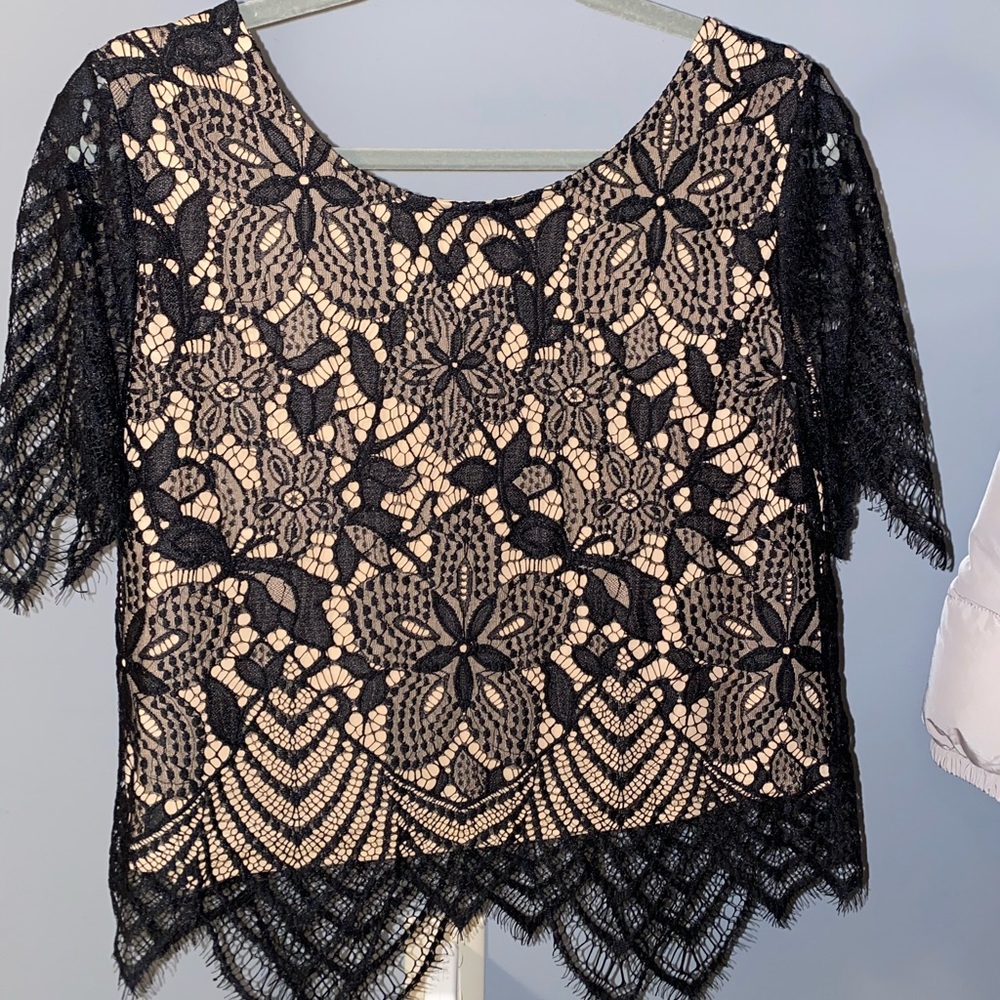 Lace top - Picture 4 of 4